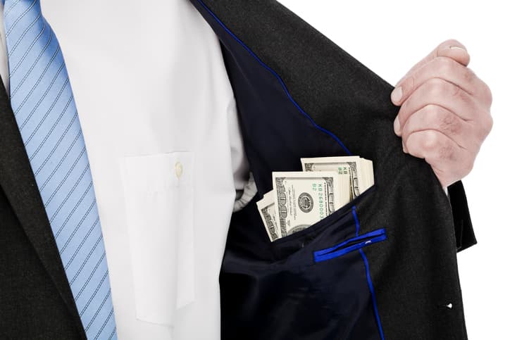 Side pocket