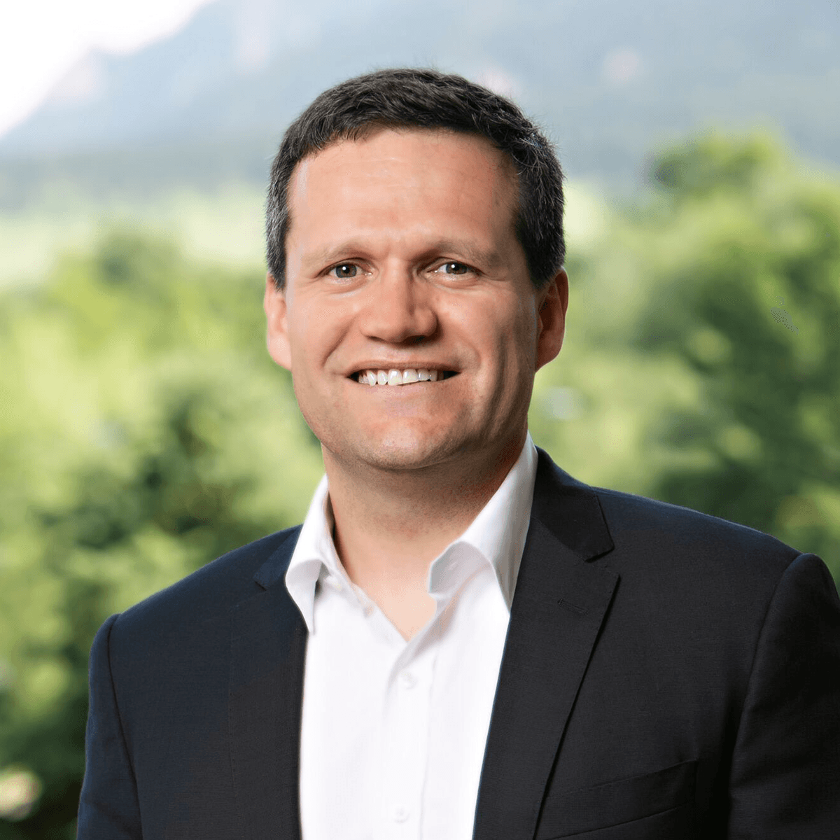 simon-bachleda Revelstoke