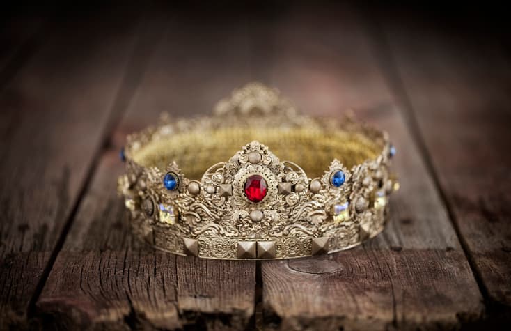 crown jewel king queen
