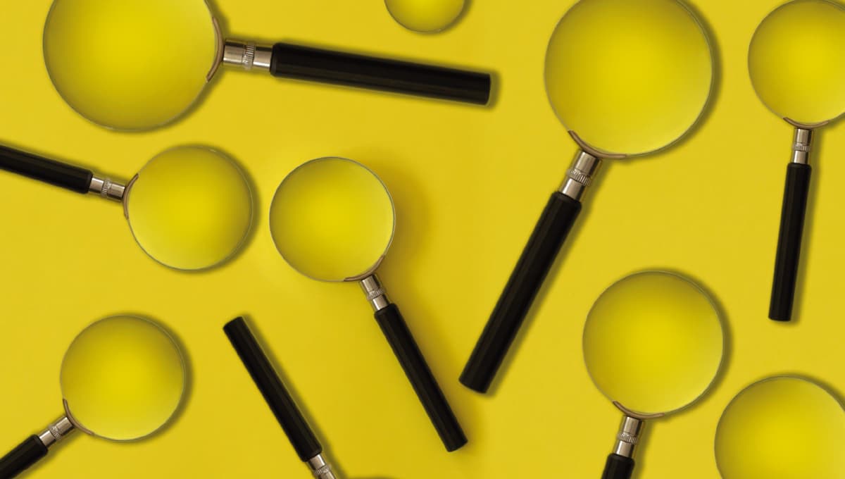 magnifying glasses