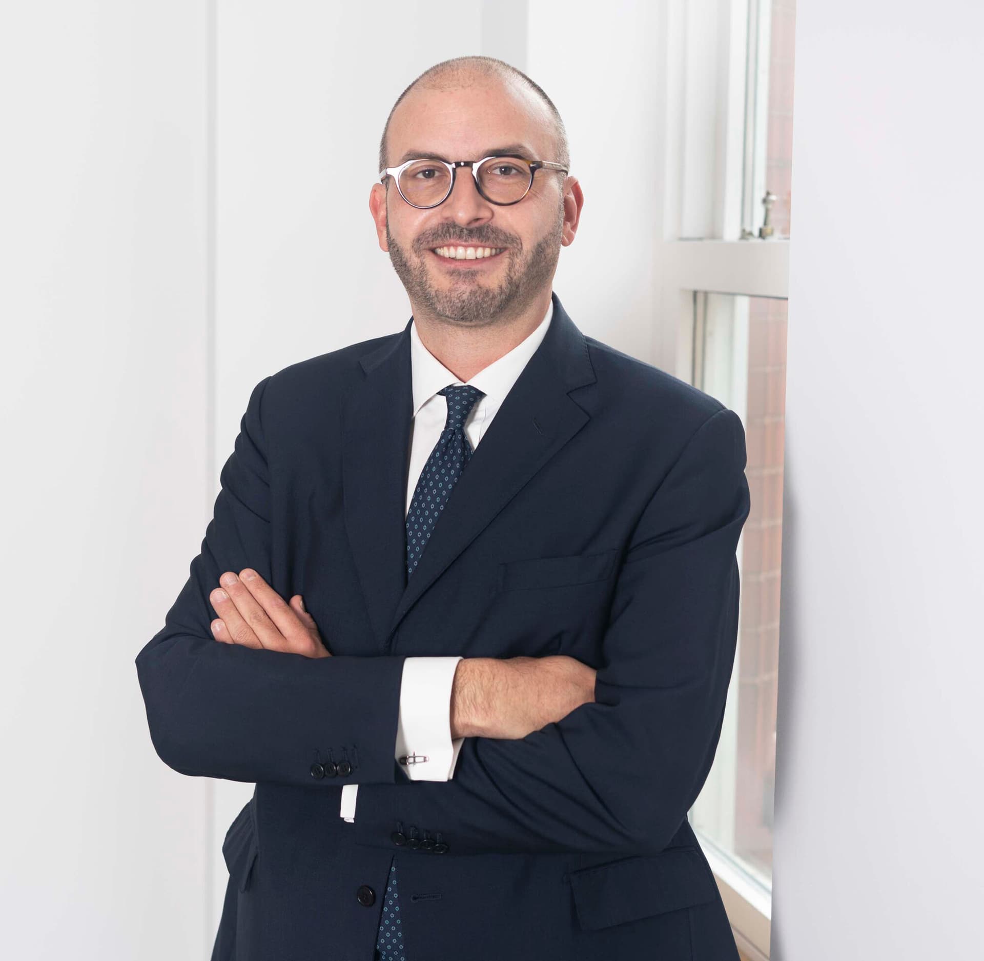 Headshot of Riccardo Villa, Rede Partners